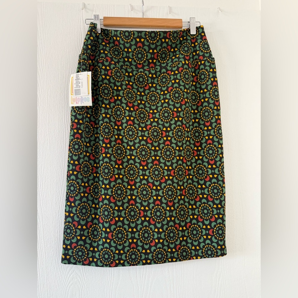 LuLaRoe Black and Green Patterned Pencil Skirt